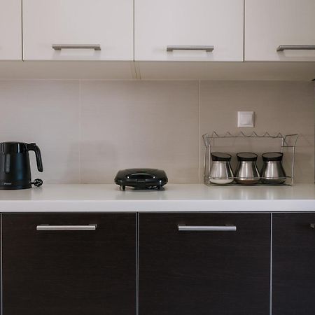 Hb Modern Apartments Tolo Luaran gambar