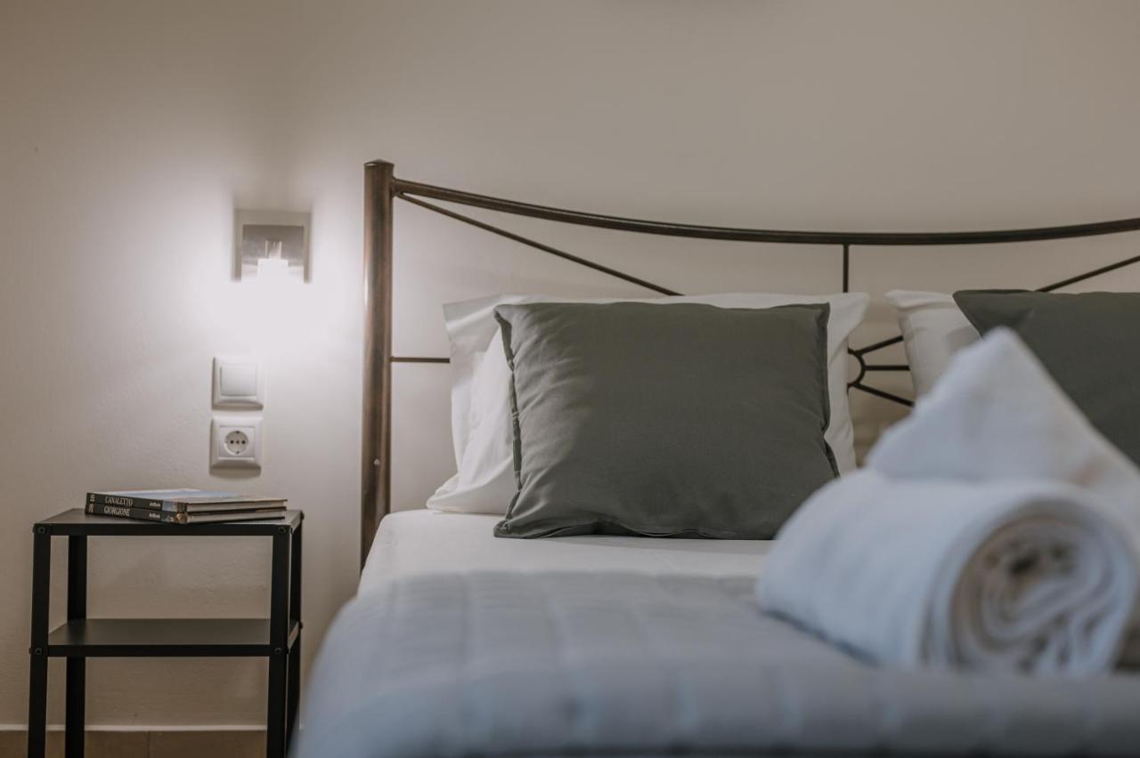 Hb Modern Apartments Tolo Luaran gambar