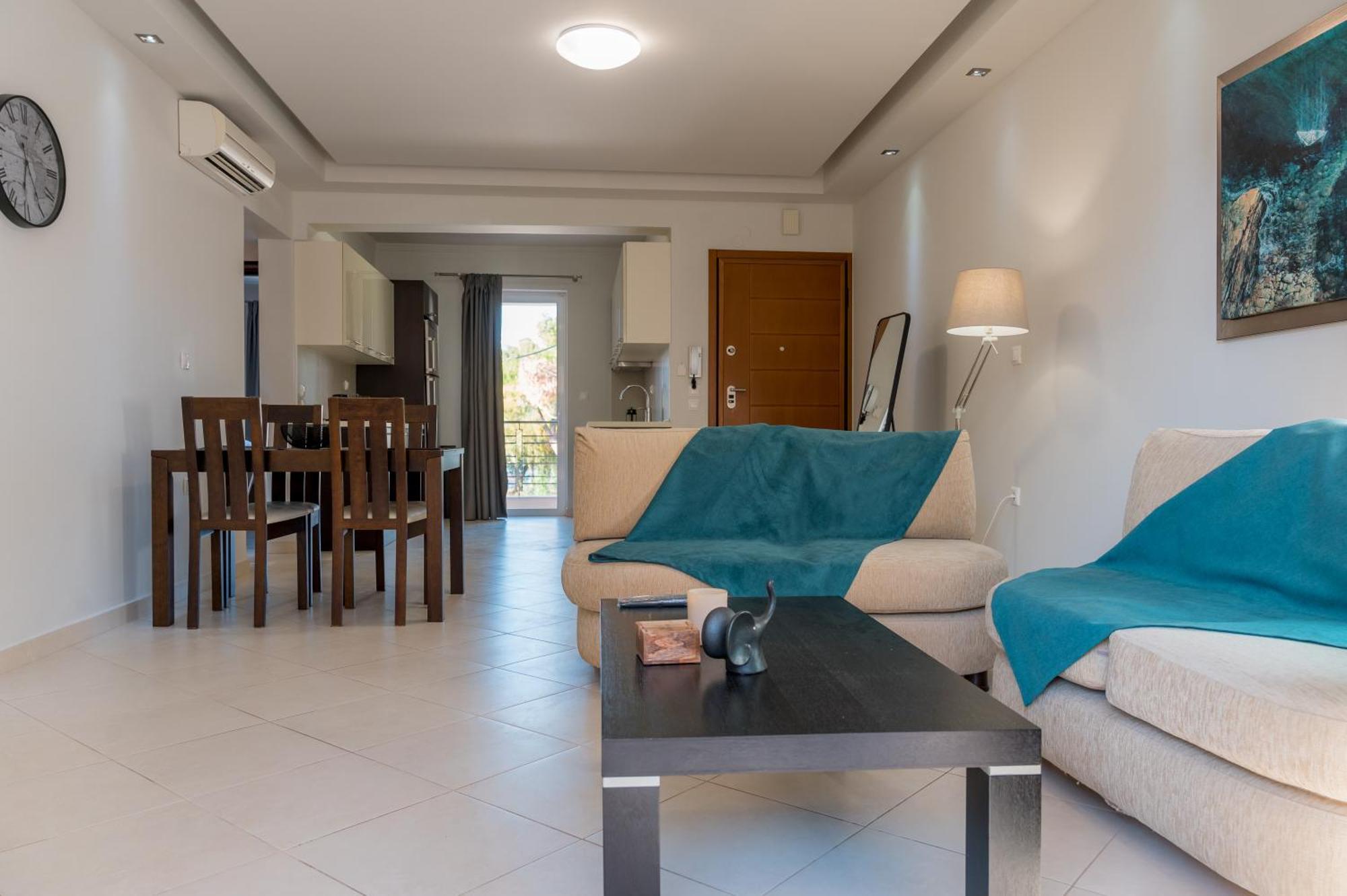 Hb Modern Apartments Tolo Luaran gambar