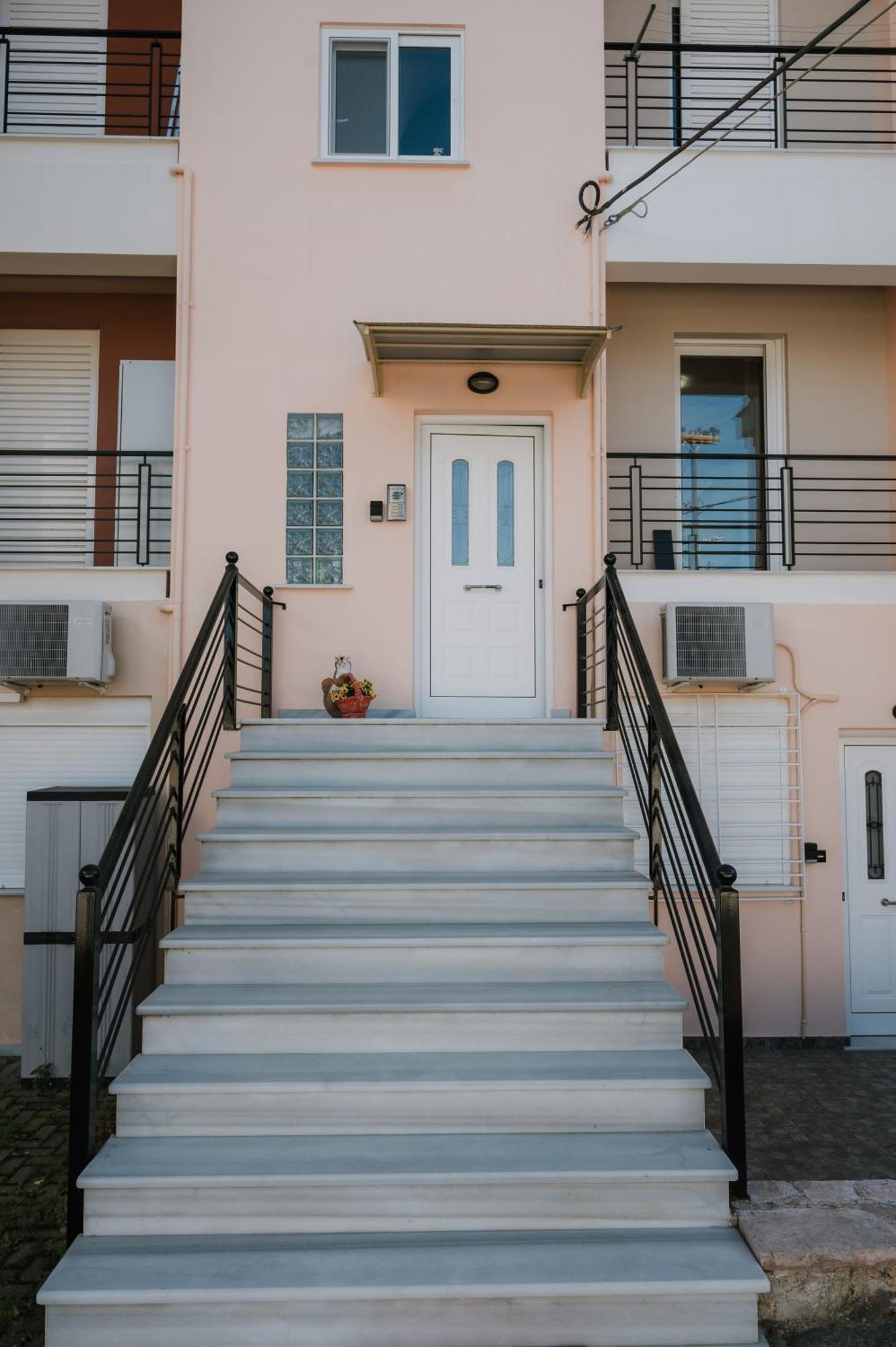Hb Modern Apartments Tolo Luaran gambar